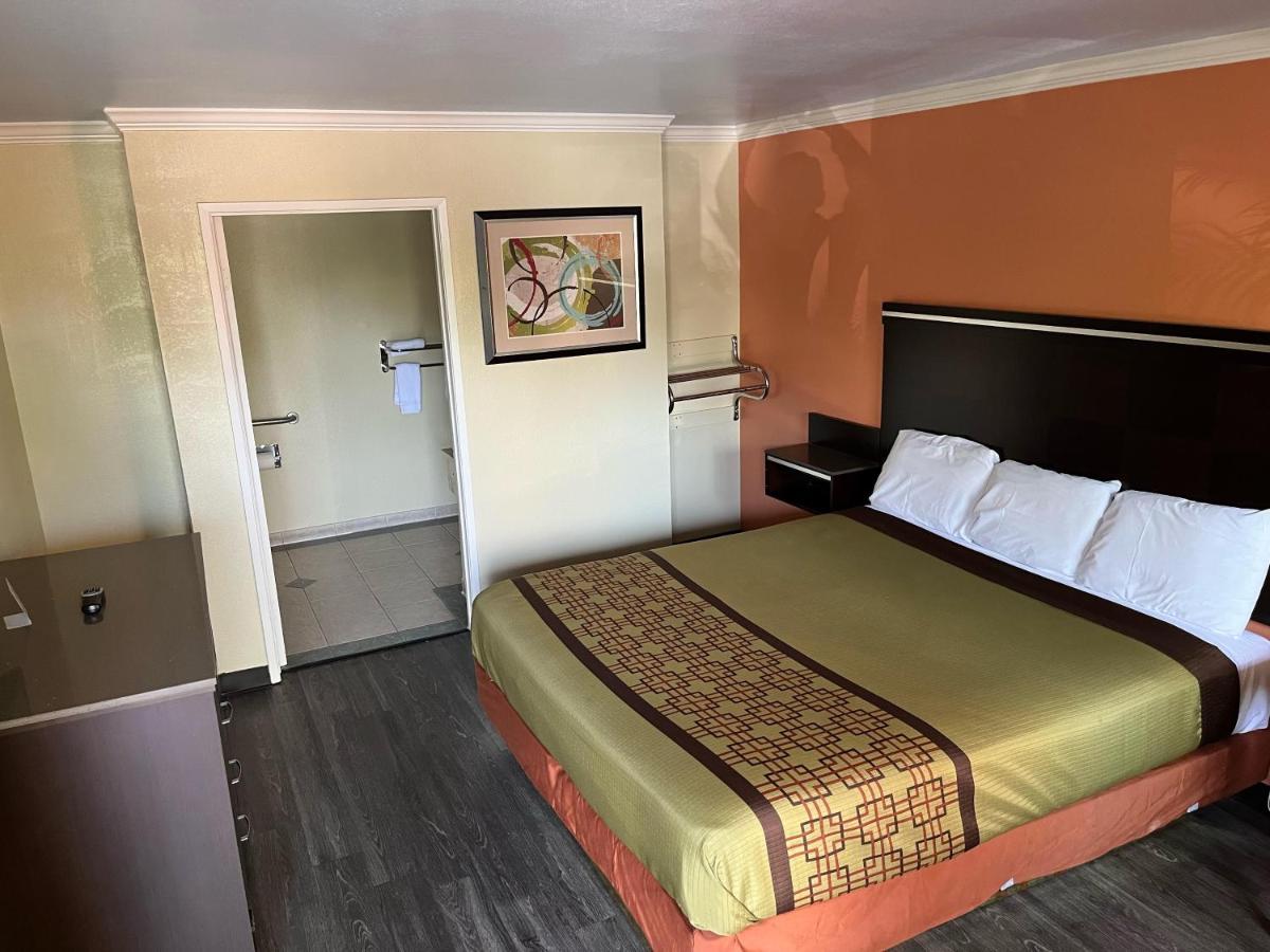 Rivera Inn & Suites Motel Pico Rivera Exteriér fotografie